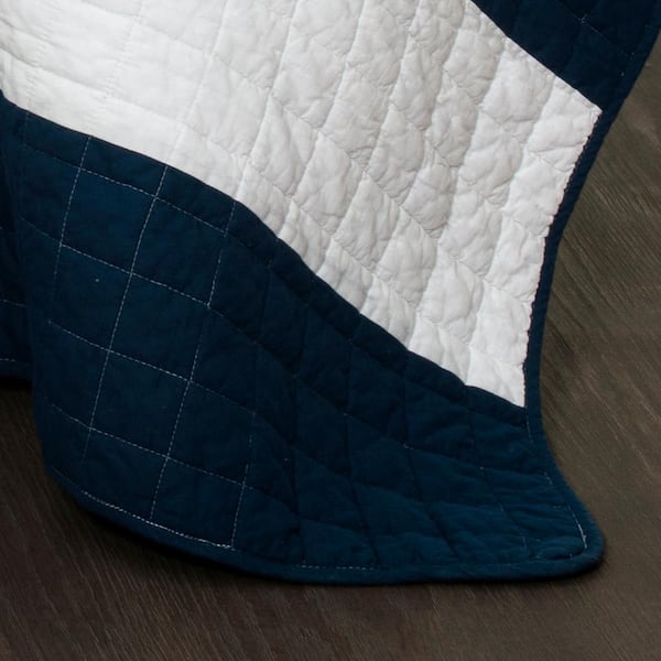 Lush Décor Medallion Ombre Throw, 50" x 60" - Macy's