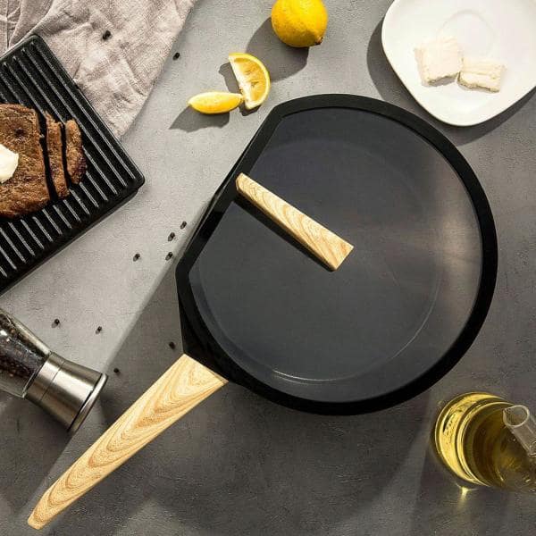 Legend Cookware Cast Iron Skillet with Lid, Large 12” Frying Pan with  Glass Lid & Silicone Handle