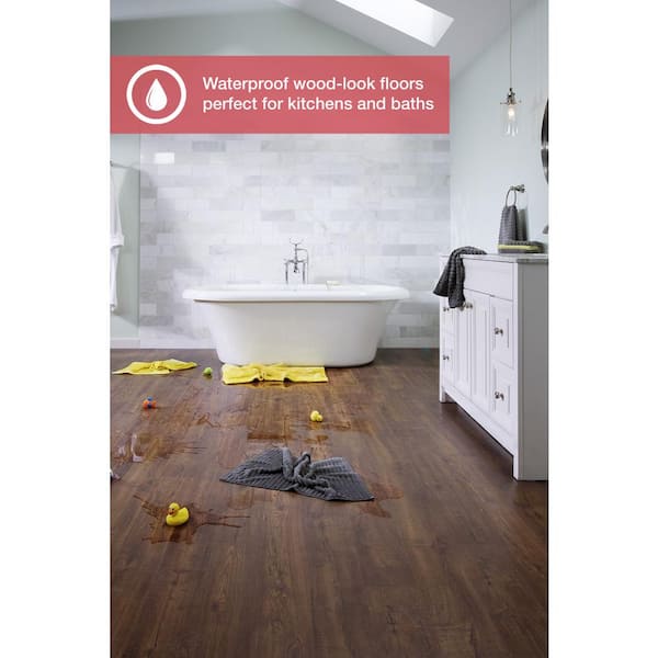 Pergo - Outlast+ Auburn Scraped Oak 12 mm T x 6.1 in. W Waterproof Laminate Wood Flooring (16.12 sq. ft./case)
