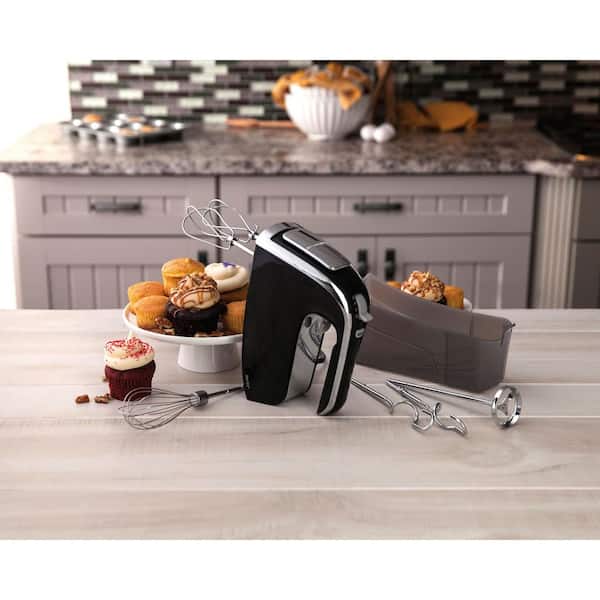 Hamilton Beach 6-Speed Black Hand Mixer with Snap-On Case 62620
