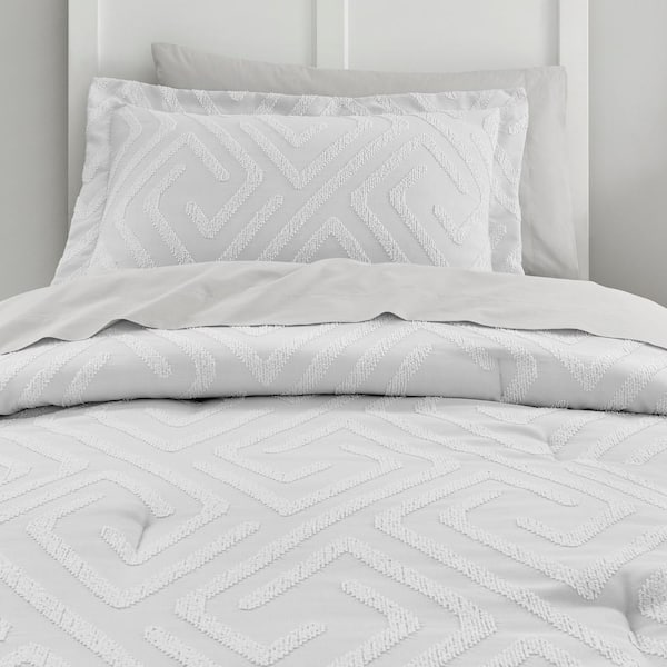 StyleWell 3-Piece Shadow Gray and White Geometric Chenille Full
