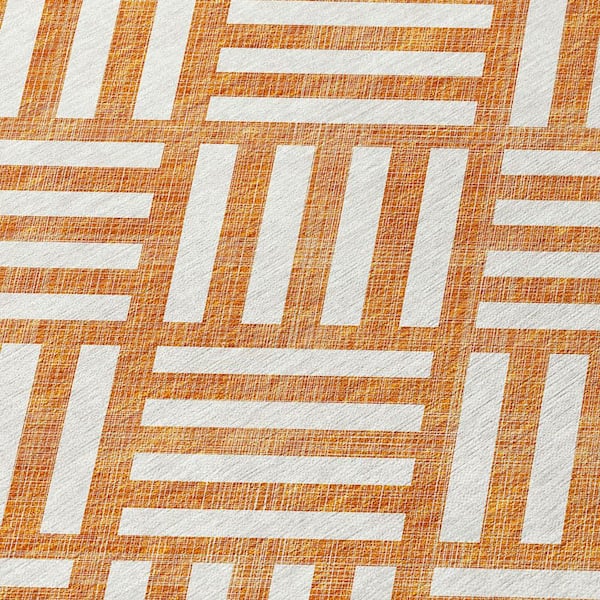 Orange, Ivory 8 ft. Round Woven Geometric Polyester Round Indoor/Outdoor Area Rug