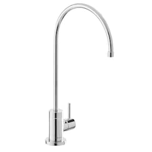 Modern Single-Handle Water Filtration Faucet in Chrome