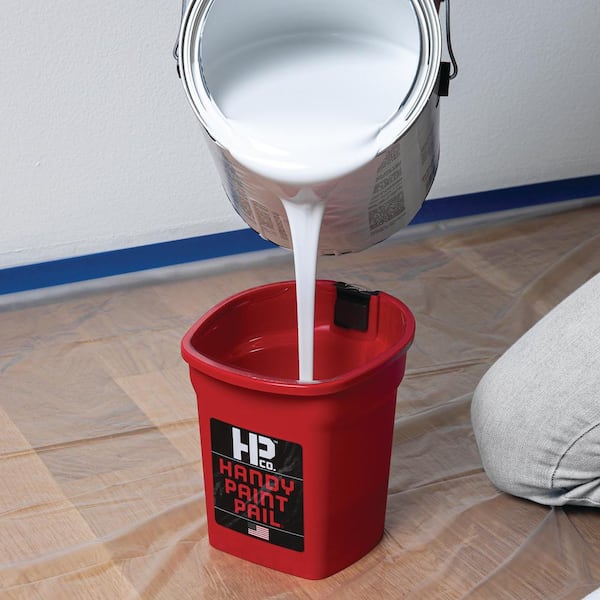 BEHR 1 gal. Empty Plastic Paint Bucket with Pour Spout Lid AP96601