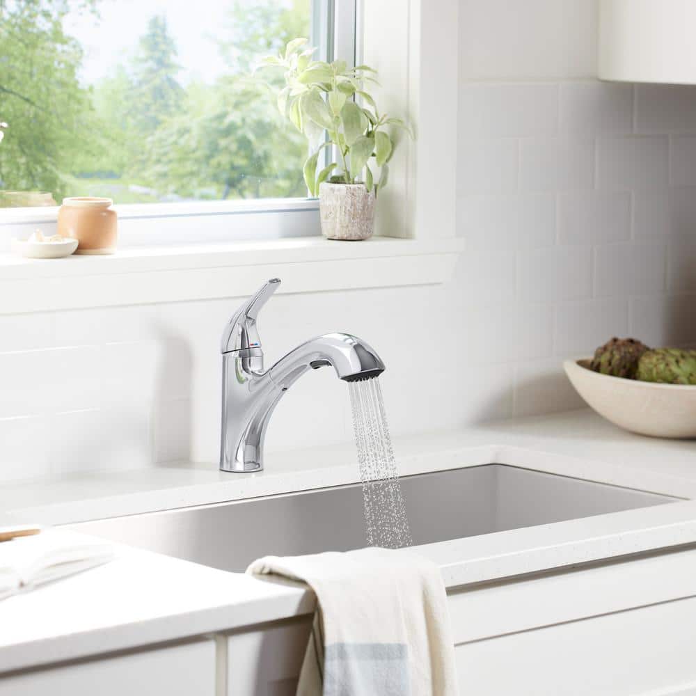 Polished Chrome Single-Handle Pull-Out Kitchen Faucet