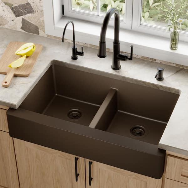 Karran Retrofit Farmhouse Apron Front Quartz/Granite Composite 34