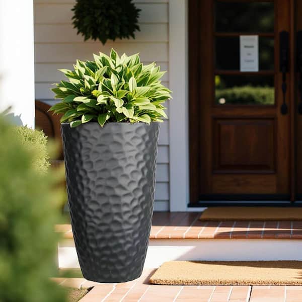Unbrand 24 in. H Tall Plastic Planters 2-Pack (Matte Black
