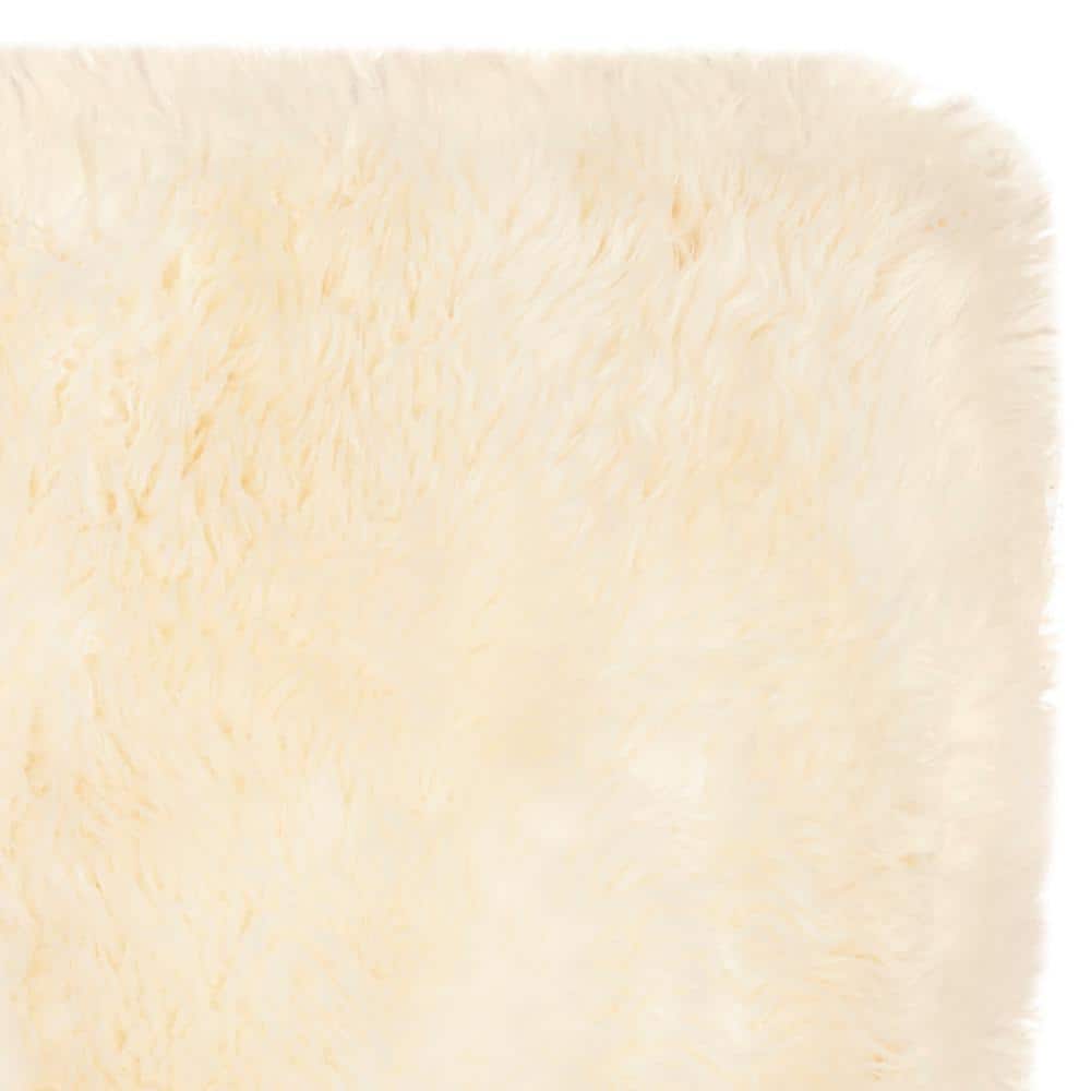 Luxurious Hand-Knotted Natural White Sheepskin Fur Rug 2' x 4'