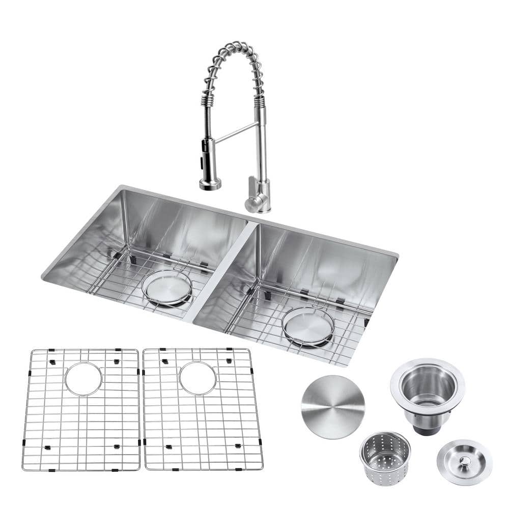 18-Gauge Stainless Steel Left to Right 32 in. L Double Bowl Undermount Work