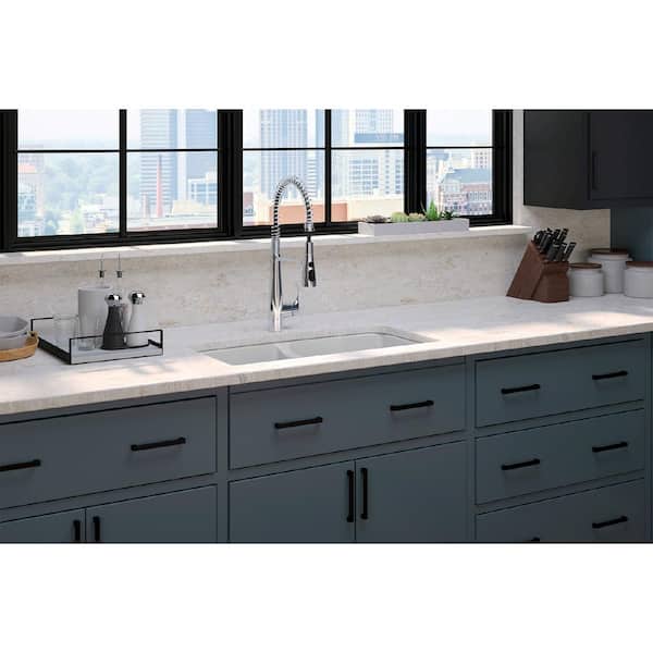 KOHLER Simplice Single-Handle Pull-Down Sprayer Kitchen
