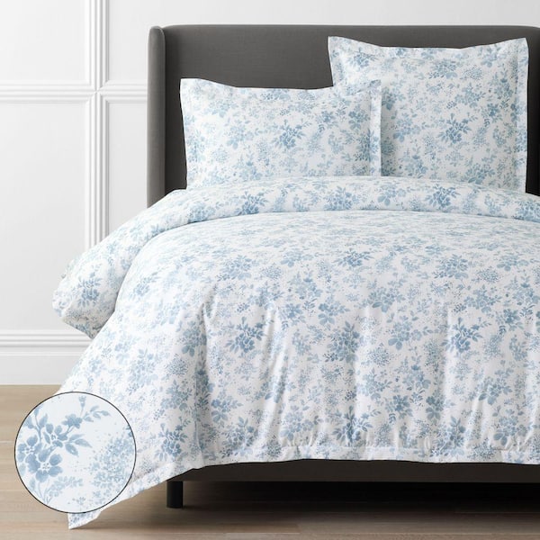 Legends Hotel Whisper Fleur Wrinkle-Free Sateen Blue Mist California King Duvet Cover