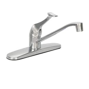 Single-Handle Standard Kitchen Faucet in Polished Chrome