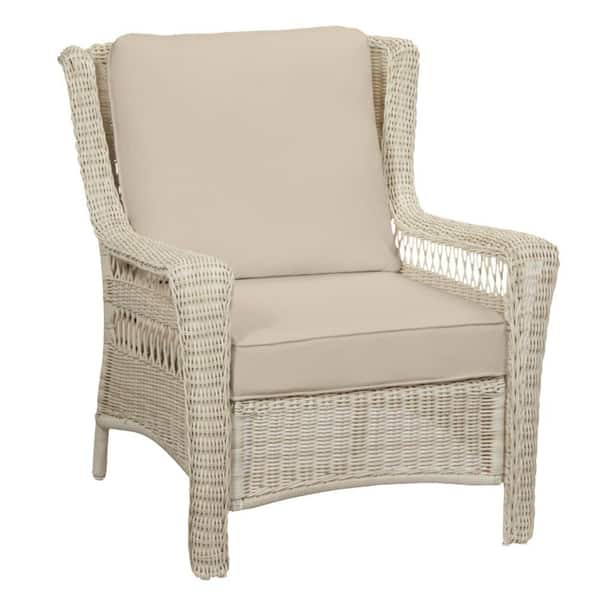 Hampton Bay Park Meadows Off White Wicker Outdoor Patio Lounge