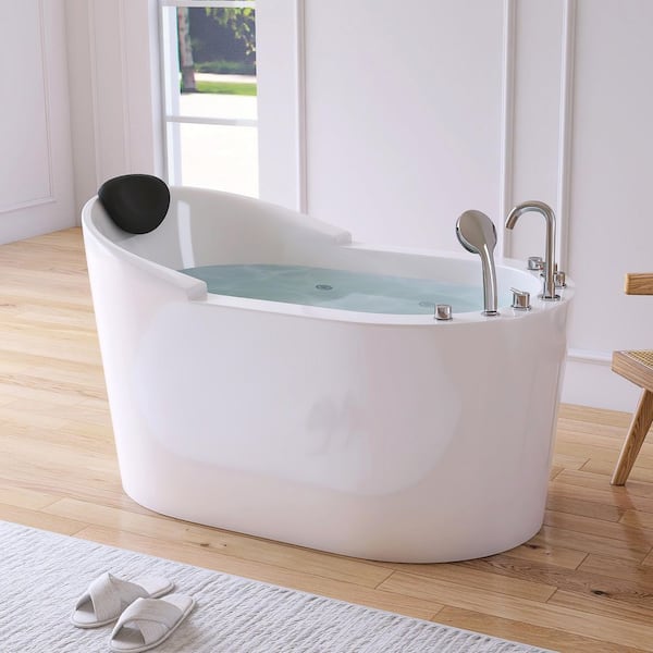 51 in. x 31.5 in. Acrylic Flatbottom Freestanding Whirlpool Bathtub in White