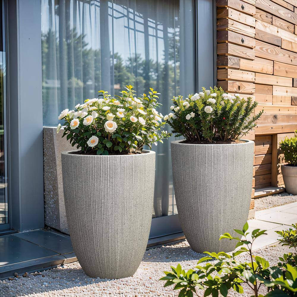 LuxenHome 2-Piece Tall Tapered Round Plastic Planters Set, Mediterranean Beige Off-White