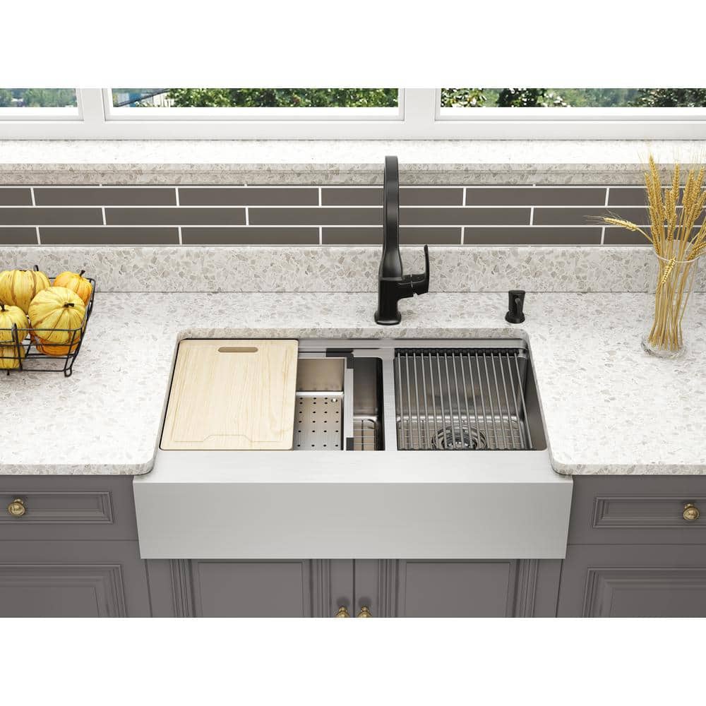 Cardania Oil-Rubbed Bronze Pull-Down Kitchen Faucet