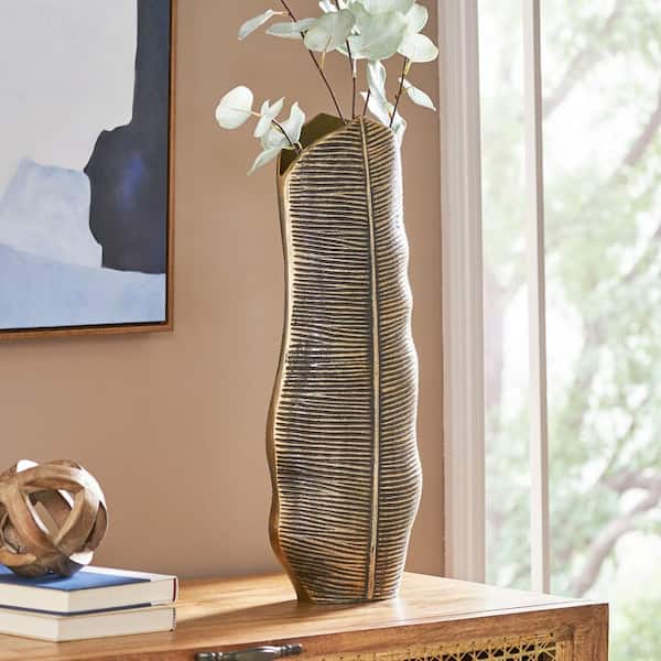 Noble House Brinson Antique Brass Aluminum Leaf Vase 104599 - The