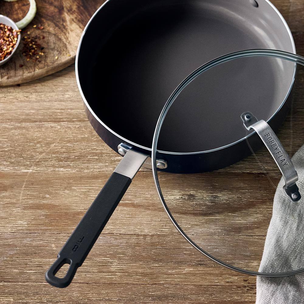 Professional Grade Black Aluminum Nonstick Sauté Pan with Lid, 4.5QT