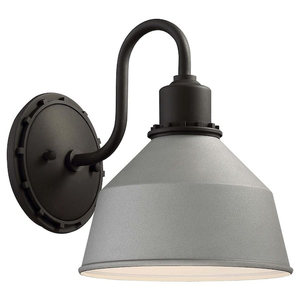the great outdoors by Minka Lavery Mantiel Collection 1-Light Sand Silver Finish Outdoor Wall Lantern Sconce