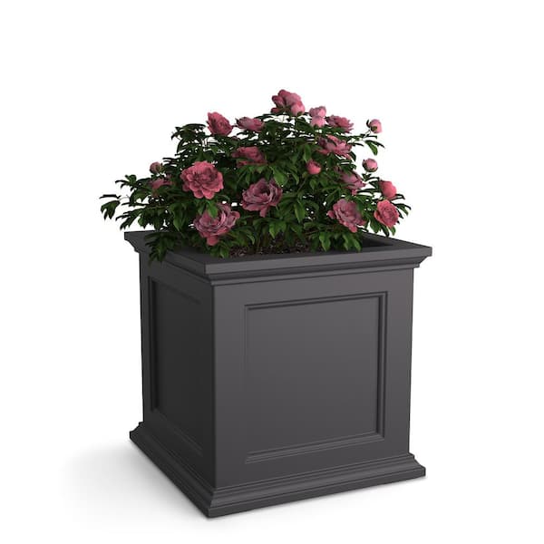 Fairfield 20 in. Square Self-Watering Graphite Grey Polyethylene Planter