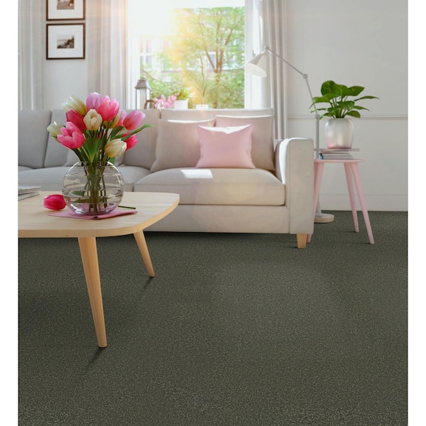 Lifeproof Park Royal II Bonsai Green 52 oz. Nylon Texture Carpet