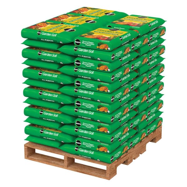 Miracle-Gro Garden Soil All Purpose Pallet, 60 cu. ft., For In-Ground Use, Feeds Up to 3 Months (Pallet of 60 1 cu. ft. Bags)