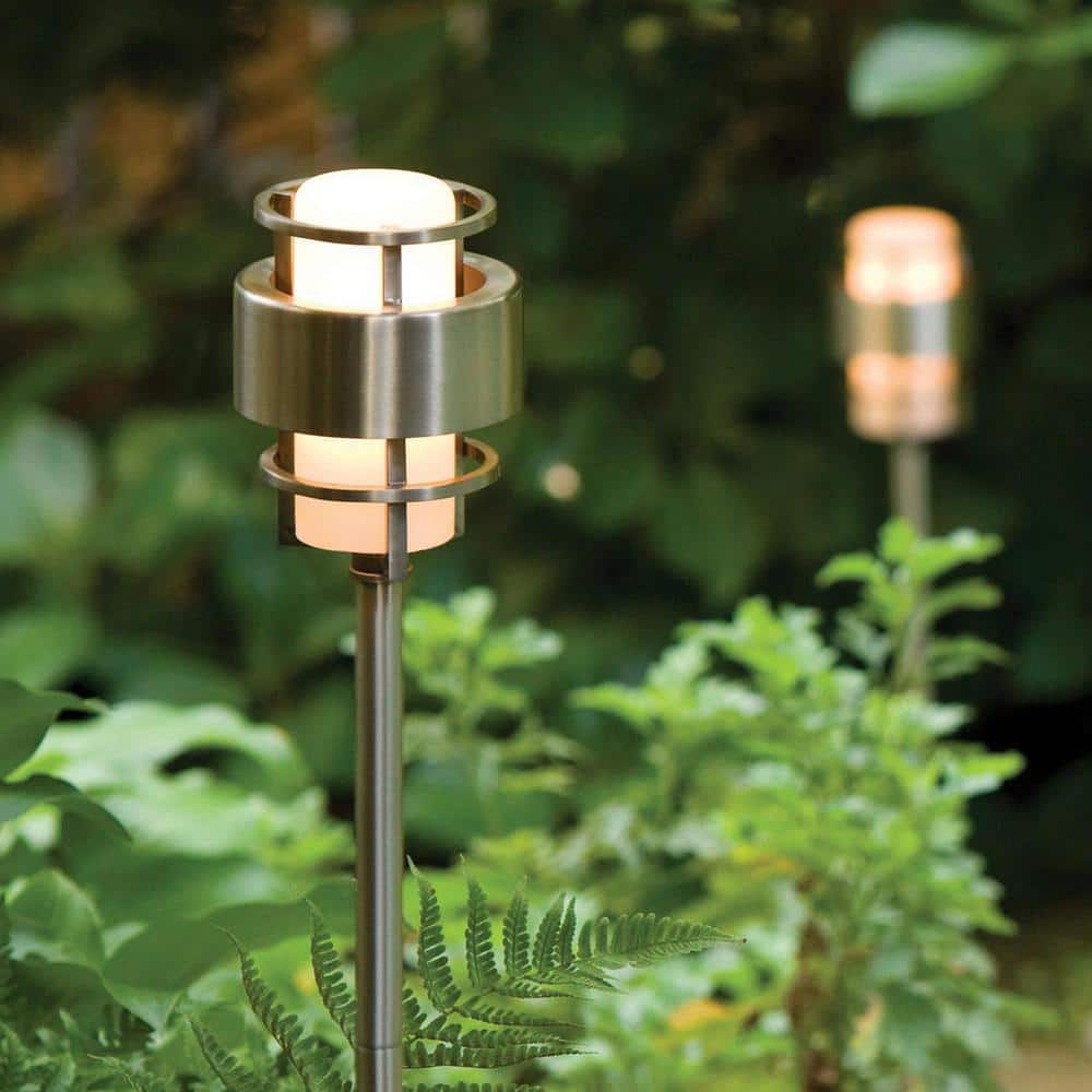 Saturn Hardwired Metro Bronze Path Light price history on PriceWatchPro
