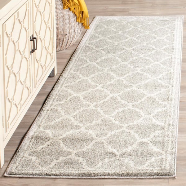 Amherst 2 ft. x 5 ft. Light Gray/Beige Border Multi-Trellis Runner Rug