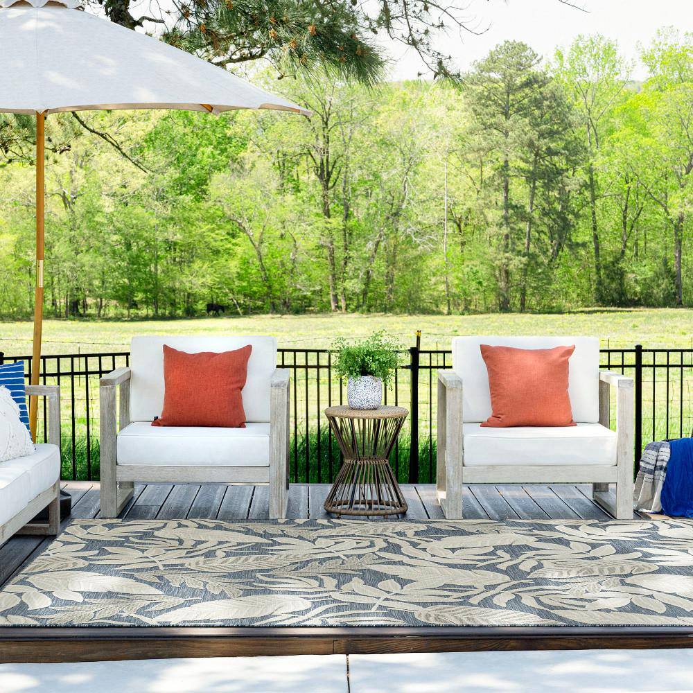 Trendy Dark Blue 2x8 Synthetic Indoor/Outdoor Runner Rug