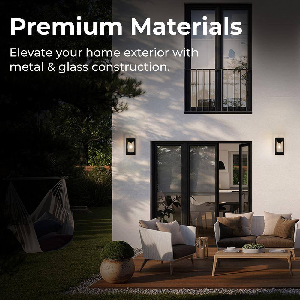 Black Aluminum Solar-Powered Outdoor LED Wall Sconce