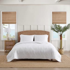 Line Palm 3-Piece White King Cotton Quilt Set