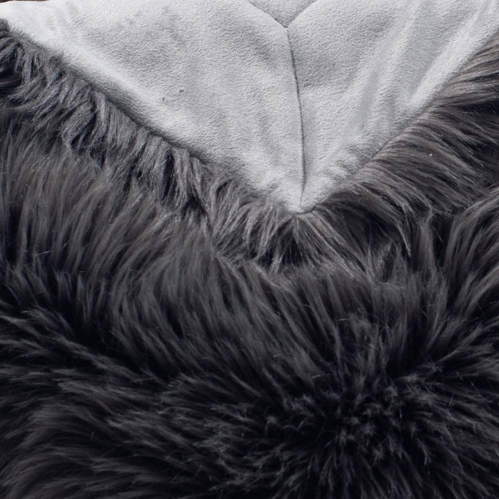 Luxurious Gray Faux Fur Throw Blanket with Poly-Suede Backing