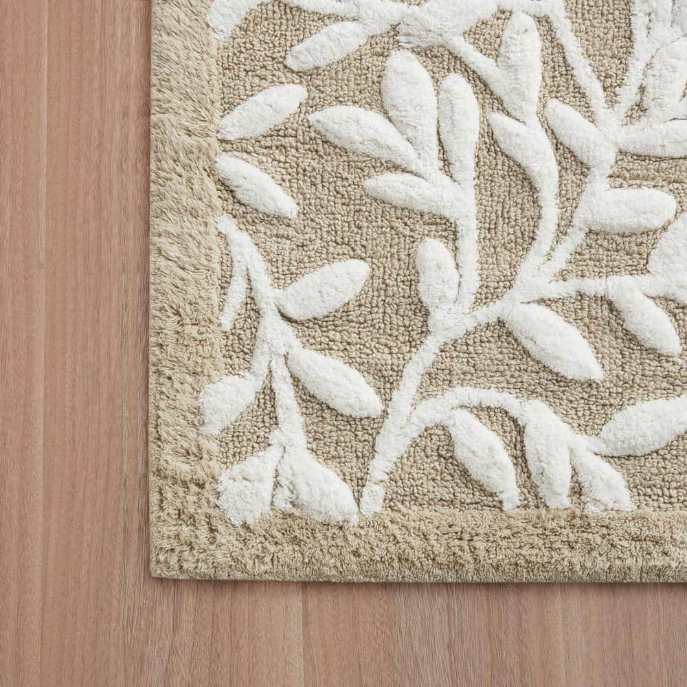 Taupe Cotton Tufted Botanical Leaf Bath Rug