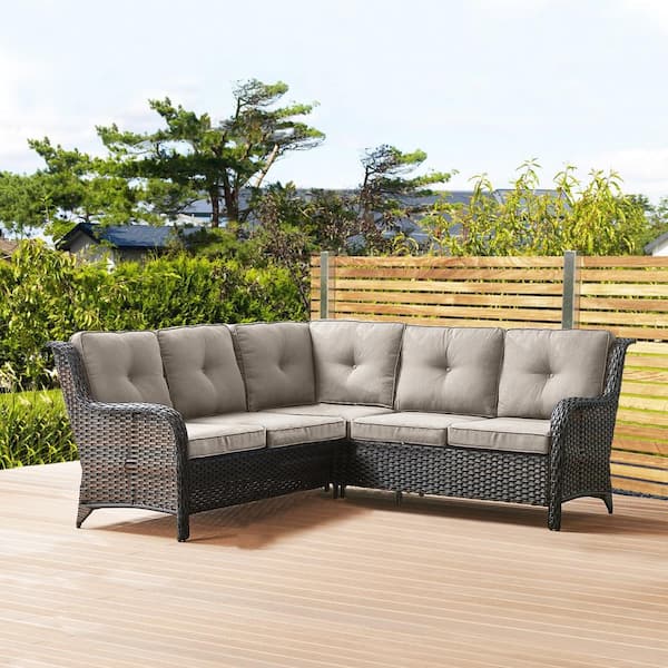 Gymojoy Carolina Wicker Outdoor Sectional with Gray Cushions