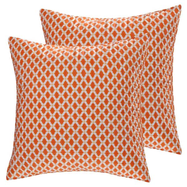 LEVTEX HOME Mackenzie Orange and White Medallion Quilted Cotton 26 in. x 26 in. Euro Sham (Set of 2)