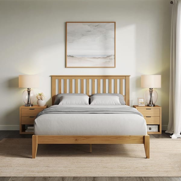 Sandra Malinda Medium Brown Wood Frame Queen Size Platform Bed