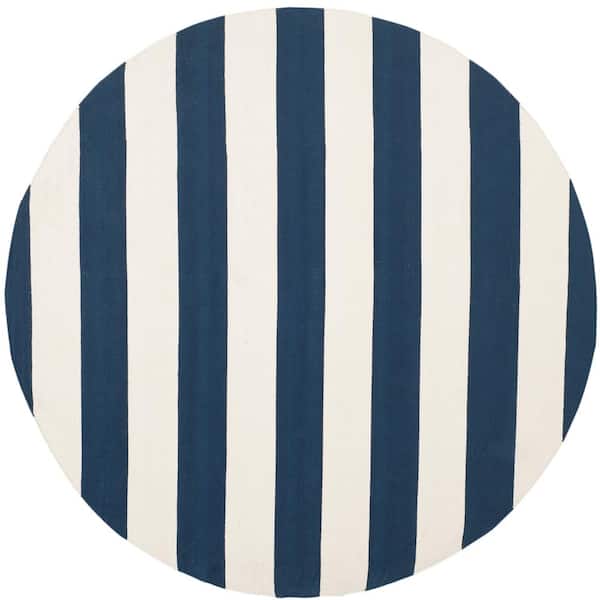 SAFAVIEH Montauk Navy/Ivory 6 ft. x 6 ft. Round Striped Area Rug