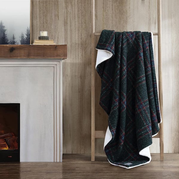 Eddie Bauer Capitol Hill Plaid Green/Navy/Red Fleece 50 x 70 Throw Blanket