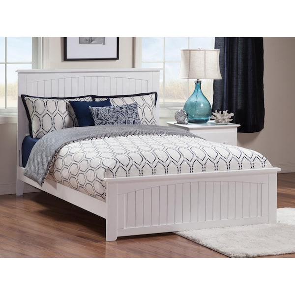 Nantucket White Queen Solid Wood Frame Low Profile Platform Bed with Matching Footboard and USB Device Charger