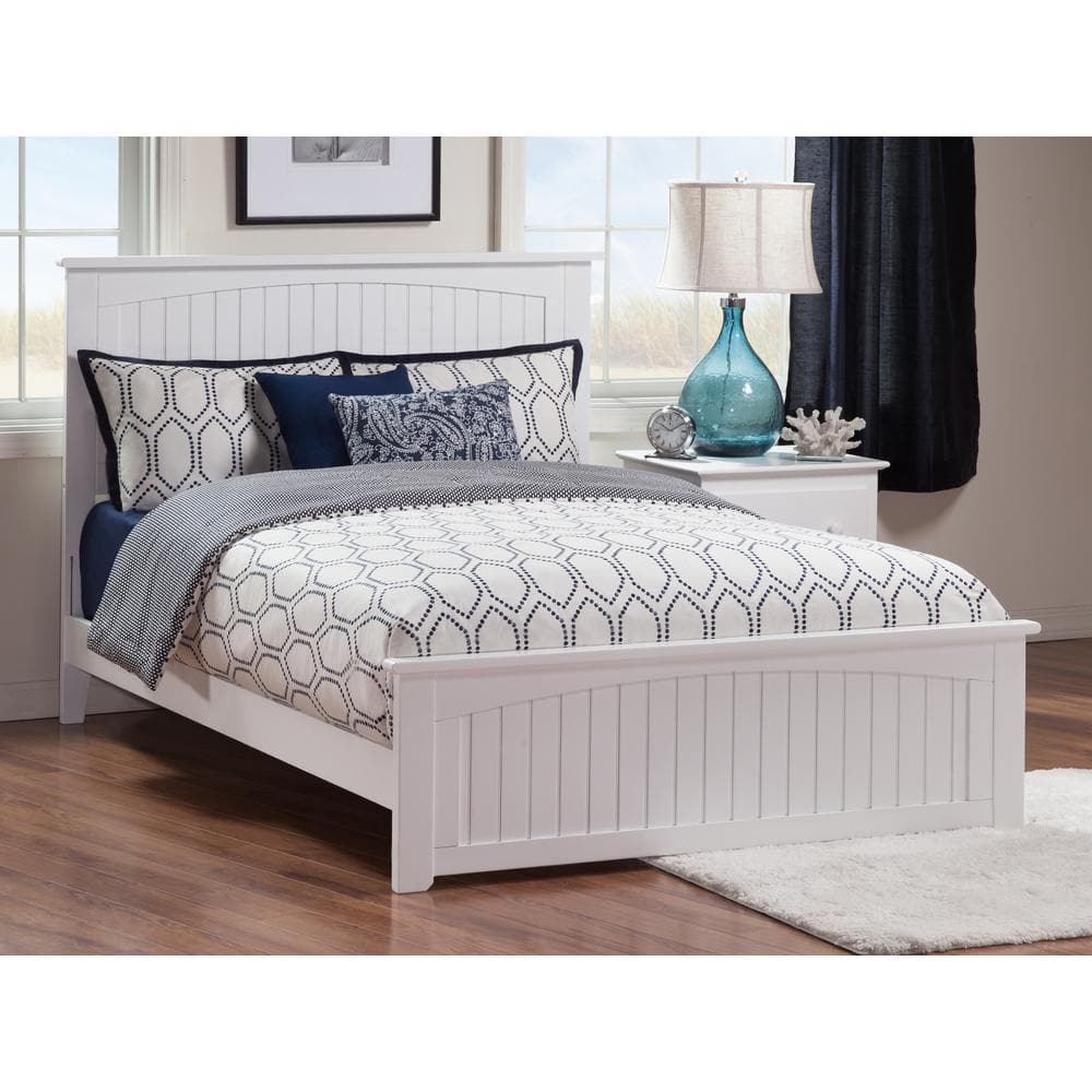 Nantucket Queen White Wood Platform Bed with Headboard and Footboard