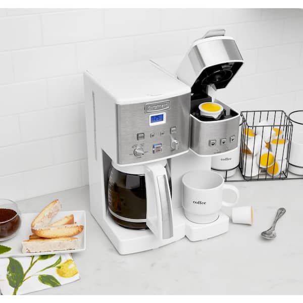 https://images.thdstatic.com/productImages/d33852e5-447a-4ff0-9926-68eb65cd719e/svn/white-and-stainless-cuisinart-single-serve-coffee-makers-ss-15wp1-1f_600.jpg