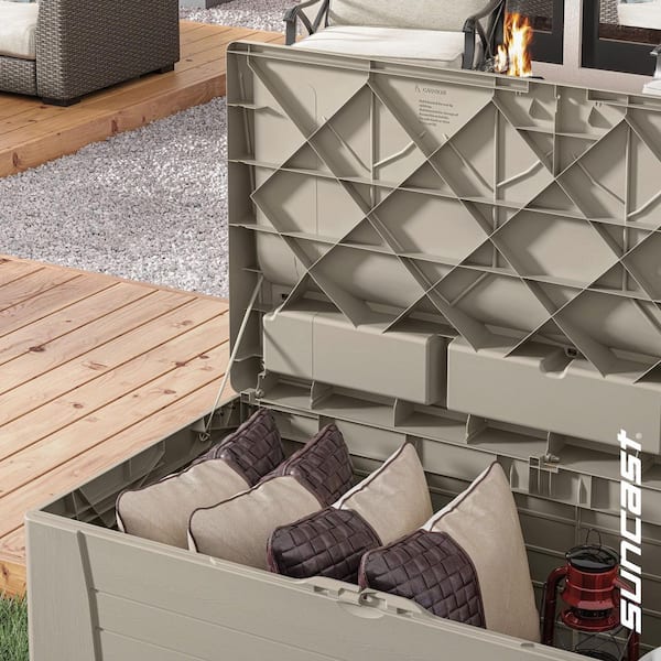 127 Gal. Plastic Deck Box