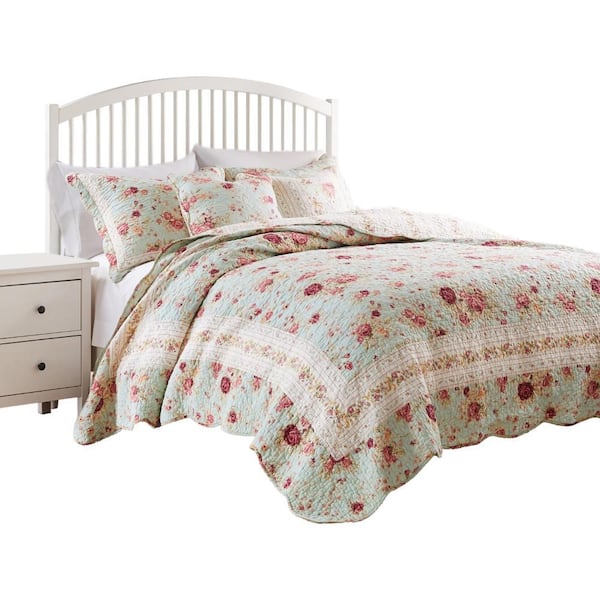 Rosle Soft Blue Patchwork Floral Cotton King Quilt (Set of 5)