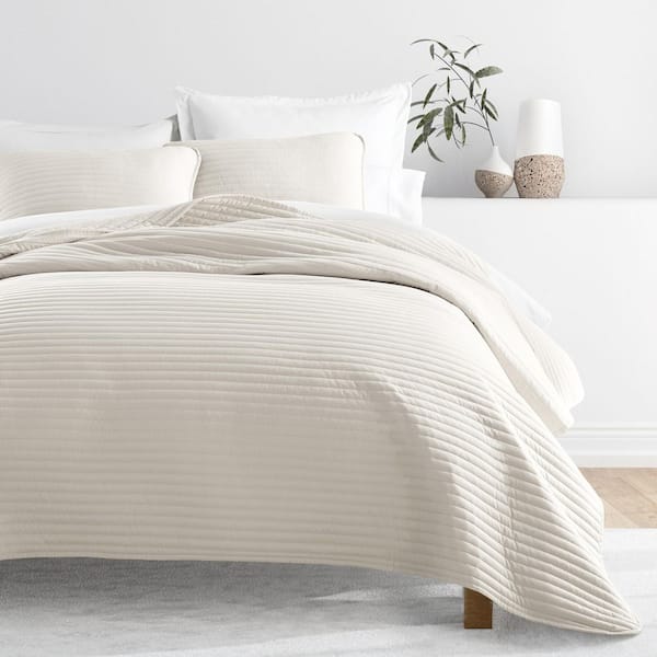 All Season 3-Pcs Natural Microfiber King/Cal King Stripe Stitch Quilt Set with Shams