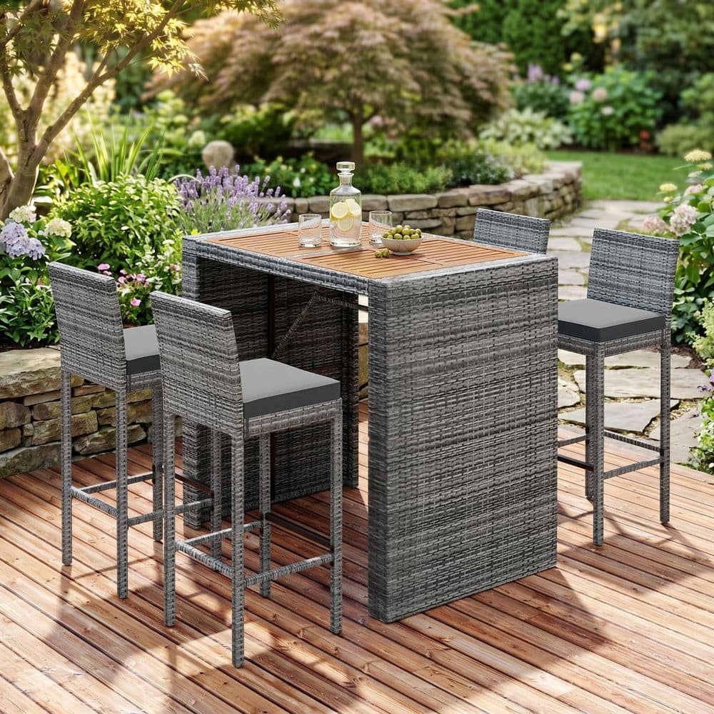 Ama pear Gray 5-Piece Wicker Outdoor Dining Set Patio Bistro Set