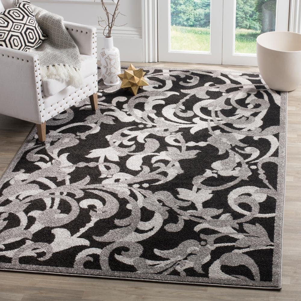 Gray 6' x 9' Stain-Resistant Synthetic Rectangular Rug