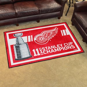 Detroit Red Wings 4 ft. x 6 ft. Plush Area Rug