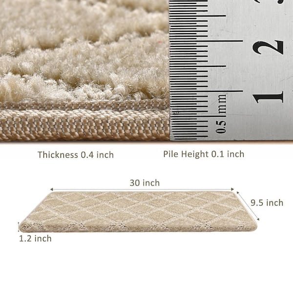 Bullnose Cream Gray Diamond Trellis 9.5 in. x 30 in. x 1.2 in. Polypropylene Carpet Stair Tread Cover Rug Mat Set of 12