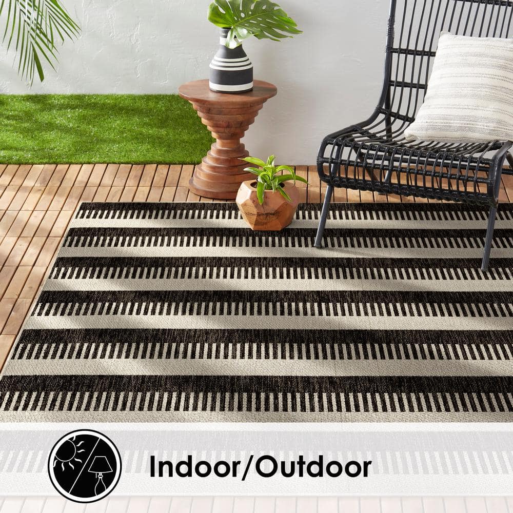 Charlotte Modern Black and Grey Striped Synthetic Indoor/Outdoor Rug