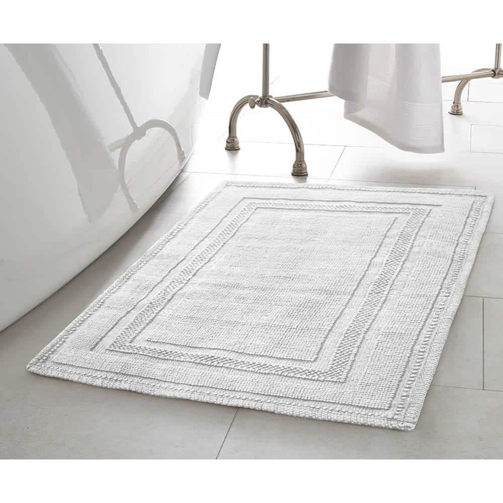 White Cotton Stonewash Racetrack 17x24 Bath Rug